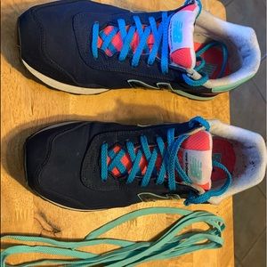 Womens New Balance Tennis Shoes